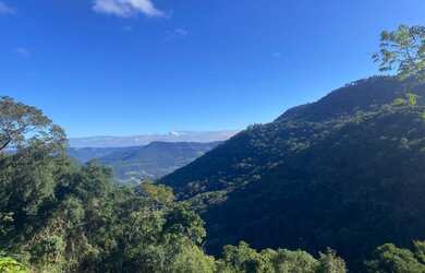 Imagem: O terreno possui 934m² de Área e está localizado em Pousada