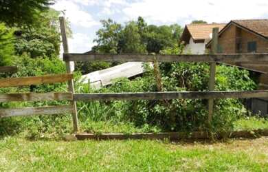 Imagem: O terreno possui 1.098m² de Área e está localizado em Centro