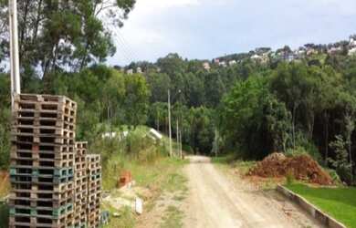 Imagem: O terreno possui 465m² de Área e está localizado em Pousada