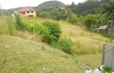 Imagem: O terreno possui 450m² de Área e está localizado em Juriti