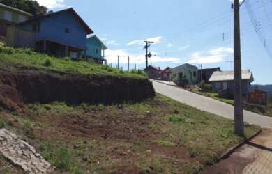 Imagem: O terreno possui 474m² de Área e está localizado em Piá