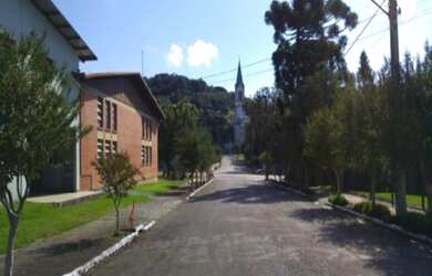 Imagem: O terreno possui 456m² de Área e está localizado em Linha