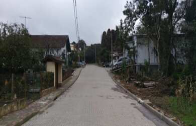 Imagem: O terreno possui 469m² de Área e está localizado em Piá