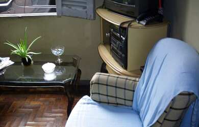 Imagem: A casa possui 2 Dormitórios, 1 Banheiro, 400m² de Área e