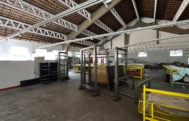 Imagem: Galpão Comercial de Alto Padrão no Itamarati, Petrópolis-RJ