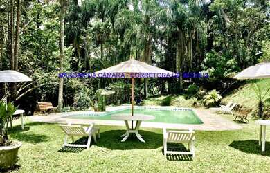 Imagem: A fazenda possui 3 Dormitórios, 1 Suíte, 1 Vaga na garagem