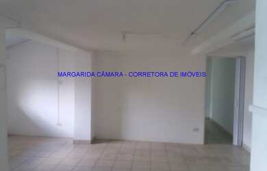 Imagem: A casa possui 1 Dormitório, 1 Banheiro e está localizado