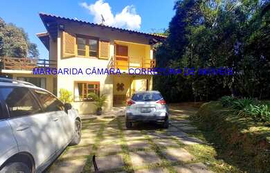 Imagem: A chácara possui 3 Dormitórios, 4 Banheiros e 6000m² de Área