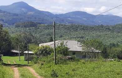 Imagem: A fazenda possui 2 Dormitórios, 2 Banheiros, 23m² de Área