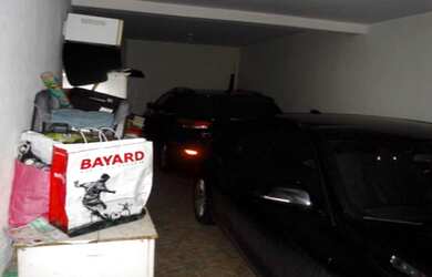 Imagem: A casa possui 4 Dormitórios, 3 Suítes, 2 Banheiros, 2 Vagas