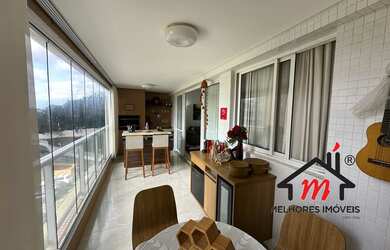 Imagem: O apartamento possui 3 Dormitórios, 1 Suíte, 4 Banheiros