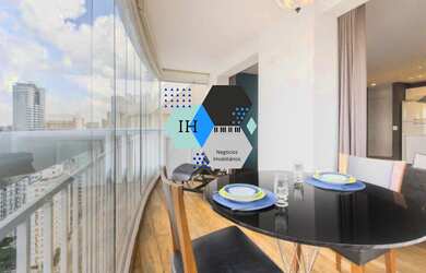 Imagem: O apartamento possui 1 Dormitório, 1 Suíte, 2 Vagas na garagem