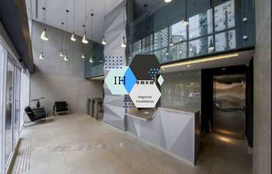 Imagem: A sala comercial possui 1 Vaga na garagem, 31m² de Área Privada