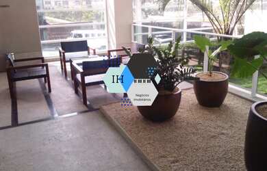 Imagem: A sala comercial possui 1 Banheiro, 1 Vaga na garagem, 42m²