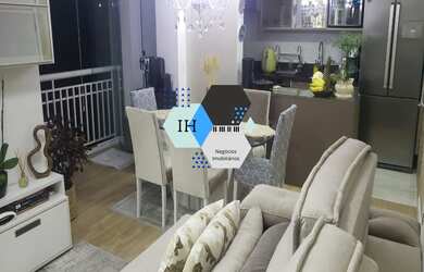 Imagem: O apartamento possui 2 Dormitórios, 1 Suíte, 2 Banheiros