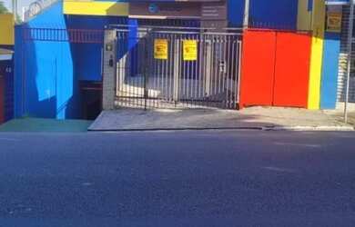 Imagem: A sala comercial possui 7 Banheiros, 10 Vagas na garagem e