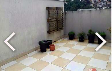 Imagem: A casa possui 3 Dormitórios, 3 Banheiros, 2 Vagas na garagem