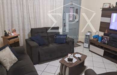 Imagem: A casa possui 2 Dormitórios, 1 Banheiro, 90m² de Área Privada