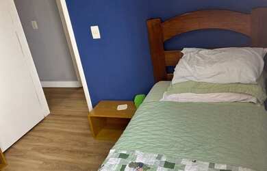 Imagem: O apartamento possui 3 Dormitórios, 1 Suíte, 2 Banheiros