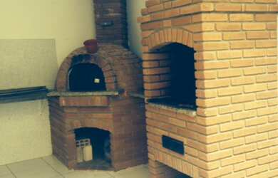 Imagem: A casa possui 3 Dormitórios, 2 Suítes, 2 Banheiros, 2 Vagas