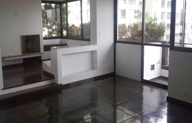 Imagem: O apartamento possui 4 Dormitórios, 2 Suítes, 3 Banheiros