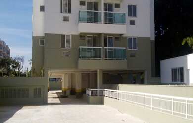 Imagem: O apartamento possui 2 Dormitórios, 1 Suíte, 2 Banheiros