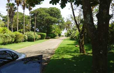 Imagem: O terreno possui 7.200m² de Área Privada e está localizado