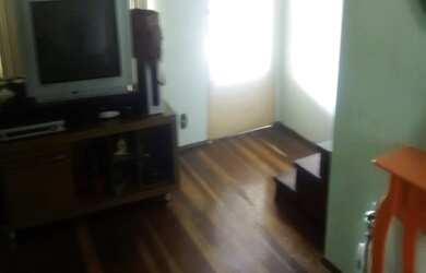 Imagem: A casa em condomínio possui 2 Dormitórios, 3 Banheiros, 2