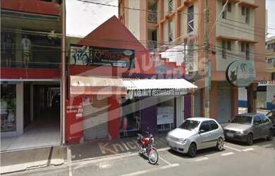 Imagem: A sala comercial possui 242m² de Área, 121m² de Área Privada