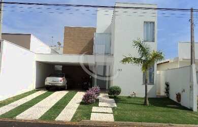 Imagem: A casa em condomínio possui 3 Dormitórios, 1 Suíte, 2 Banheiros