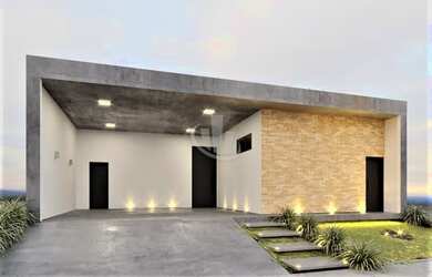 Imagem: A casa em condomínio possui 3 Dormitórios, 3 Suítes, 4 Banheiros