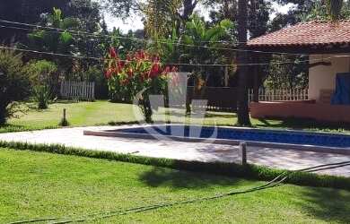 Imagem: A chácara possui 3 Dormitórios, 2 Suítes, 4 Banheiros, 2990m²