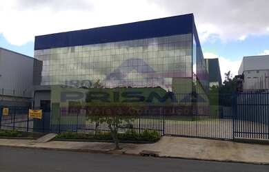 Imagem: O depósito para alugar possui 6 Banheiros, 10 Vagas na garagem