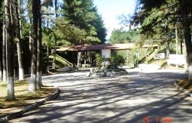 Imagem: O terreno possui 2.447m² de Área Privada e está localizado