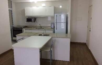 Imagem: O apartamento possui 2 Dormitórios, 1 Suíte, 2 Banheiros