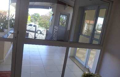 Imagem: O apartamento possui 1 Dormitório, 60m² de Área e está