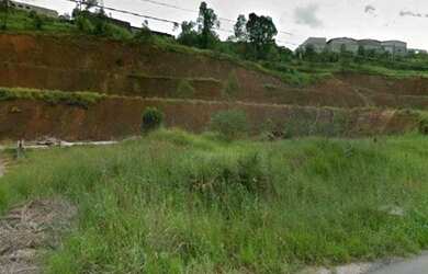 Imagem: O terreno possui 24.500m² de Área Privada e está localizado