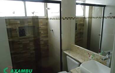 Imagem: O apartamento possui 3 Dormitórios, 1 Banheiro, 1 Vaga na garagem