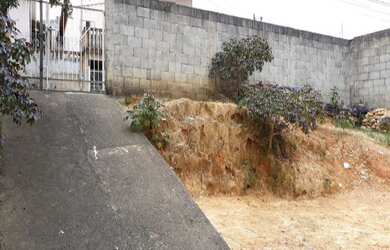 Imagem: O terreno possui 573m² de Área Privada e está localizado