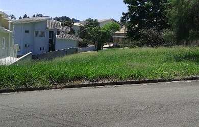 Imagem: O terreno possui 602m² de Área Privada e está localizado