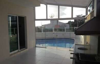 Imagem: A casa possui 3 Dormitórios, 1 Suíte, 3 Banheiros, 4 Vagas