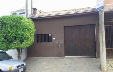 Imagem: CASA- BAIRRO ALMERINDA CHAVES- COM 3 DORM, 1 SUITE