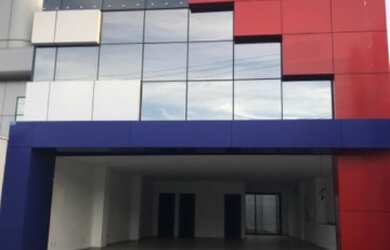 Imagem: A sala comercial possui 5 Banheiros, 5 Vagas na garagem, 279m²