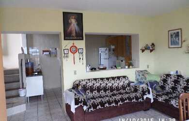 Imagem: A casa possui 3 Dormitórios, 1 Suíte, 354m² de Área, 199m²