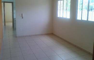 Imagem: A casa possui 2 Dormitórios, 1 Banheiro, 4 Vagas na garagem