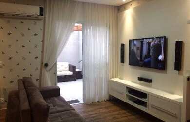 Imagem: A casa em condomínio possui 3 Dormitórios, 1 Suíte, 3 Banheiros