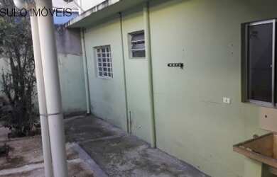 Imagem: A casa possui 2 Dormitórios, 1 Suíte, 2 Banheiros, 1 Vaga