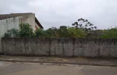 Imagem: O terreno possui 250m² de Área Privada e está localizado