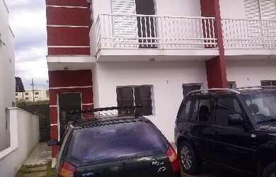 Imagem: A casa em condomínio possui 3 Dormitórios, 1 Suíte, 3 Banheiros