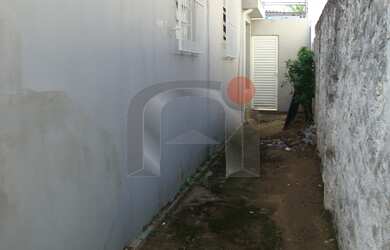 Imagem 12: CASA COMERCIAL COM ESTACIONAMENTO EM FRENTE